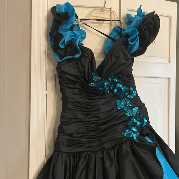 Blue and Black EIGHTIES 80’s retro classic dress Alyce Designs no size tag - Picture 3 of 5